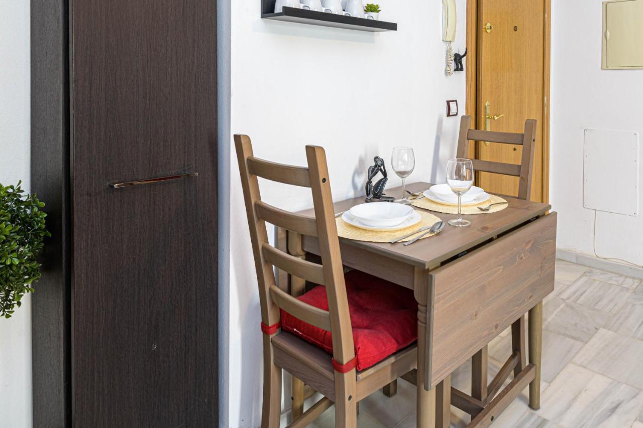 Wintowinrentals Coqueto Apartamento En El Centro De Màlaga Exteriér fotografie