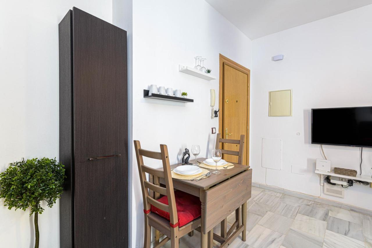 Wintowinrentals Coqueto Apartamento En El Centro De Màlaga Exteriér fotografie
